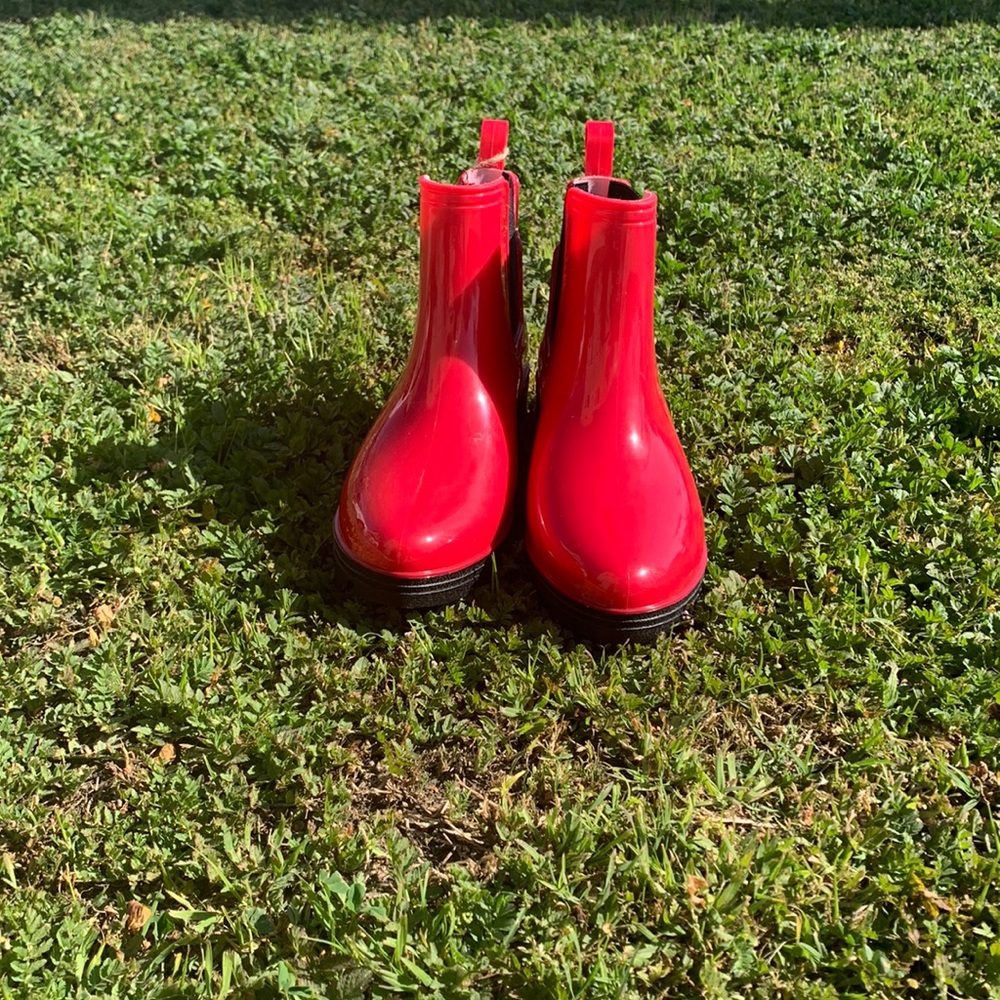 Seven Brand Rain-boots